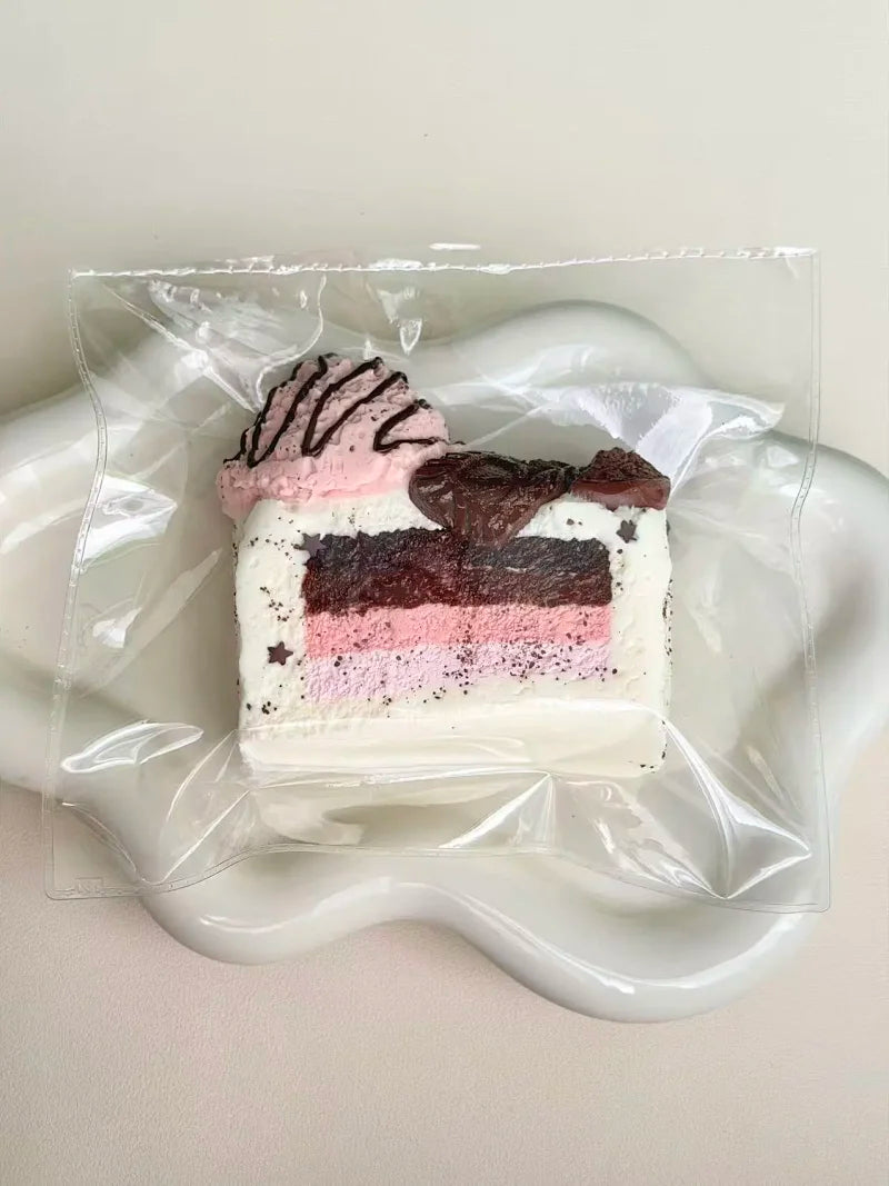 【ダークチョコレートアイスクリーム手描きトースト】可愛くてストレス解消になるおもちゃ